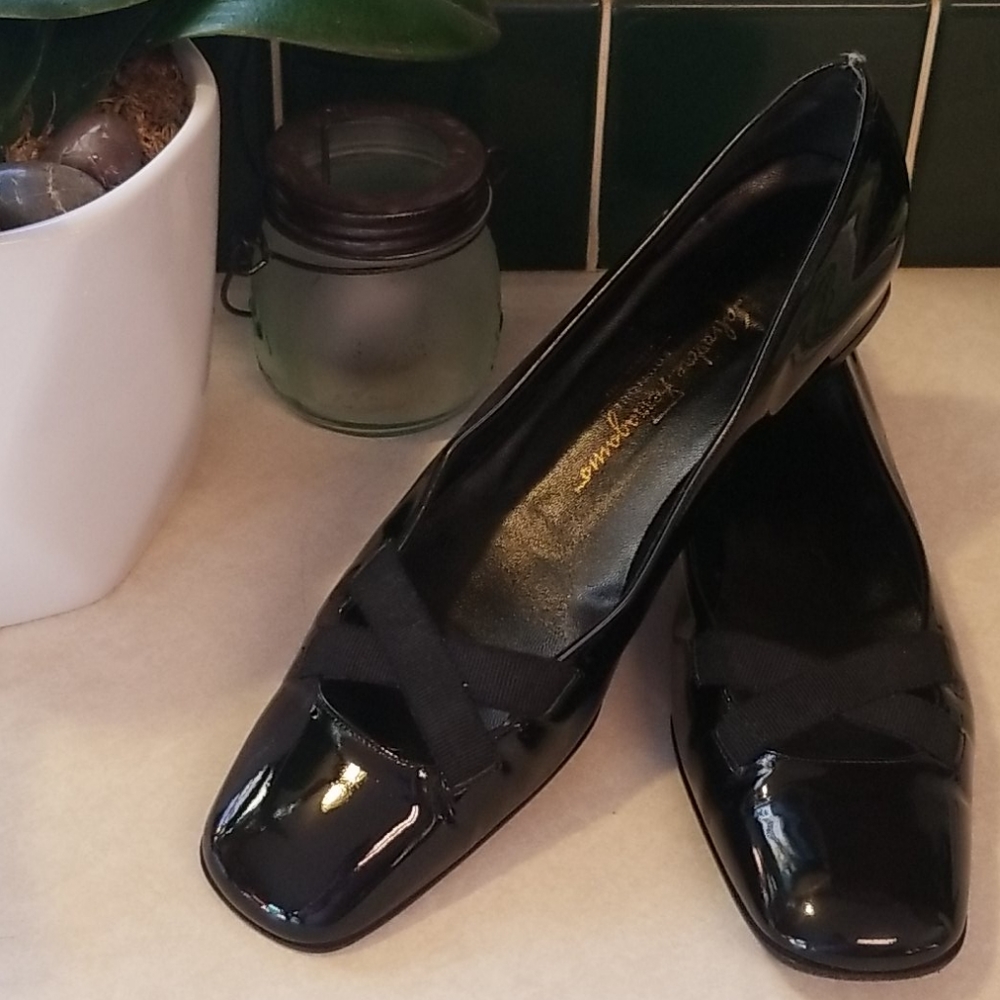 🅢︎🅐︎🅛︎🅔︎ Salvatore Ferragamo Black Shoes